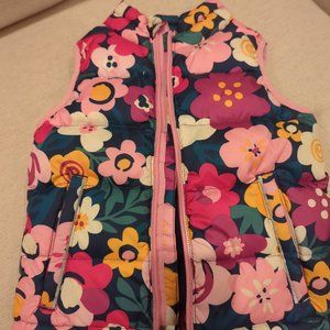 Like new! Hanna Andersson Floral Down Puffer Vest (kid size 4)